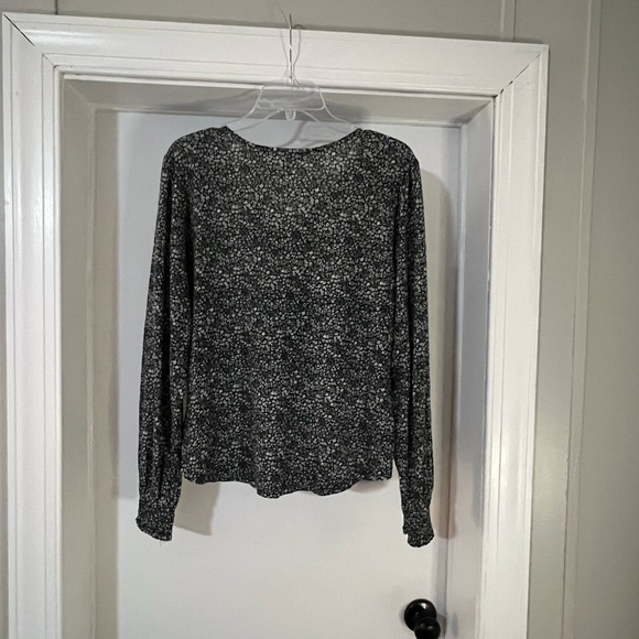 Lucky Brand Floral Print Long Sleeve Top Blouse Green/White  Size S/P - Picture 5 of 5